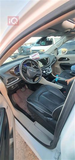 کرایسلەر پاسیفیکا